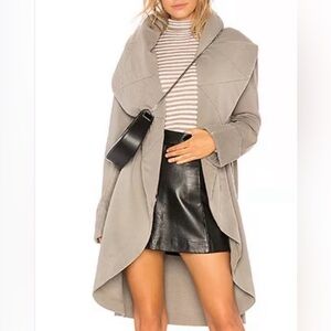 Anthropologie Avec Les Filles cosycore taupe, oversize quilted Cape Jacket